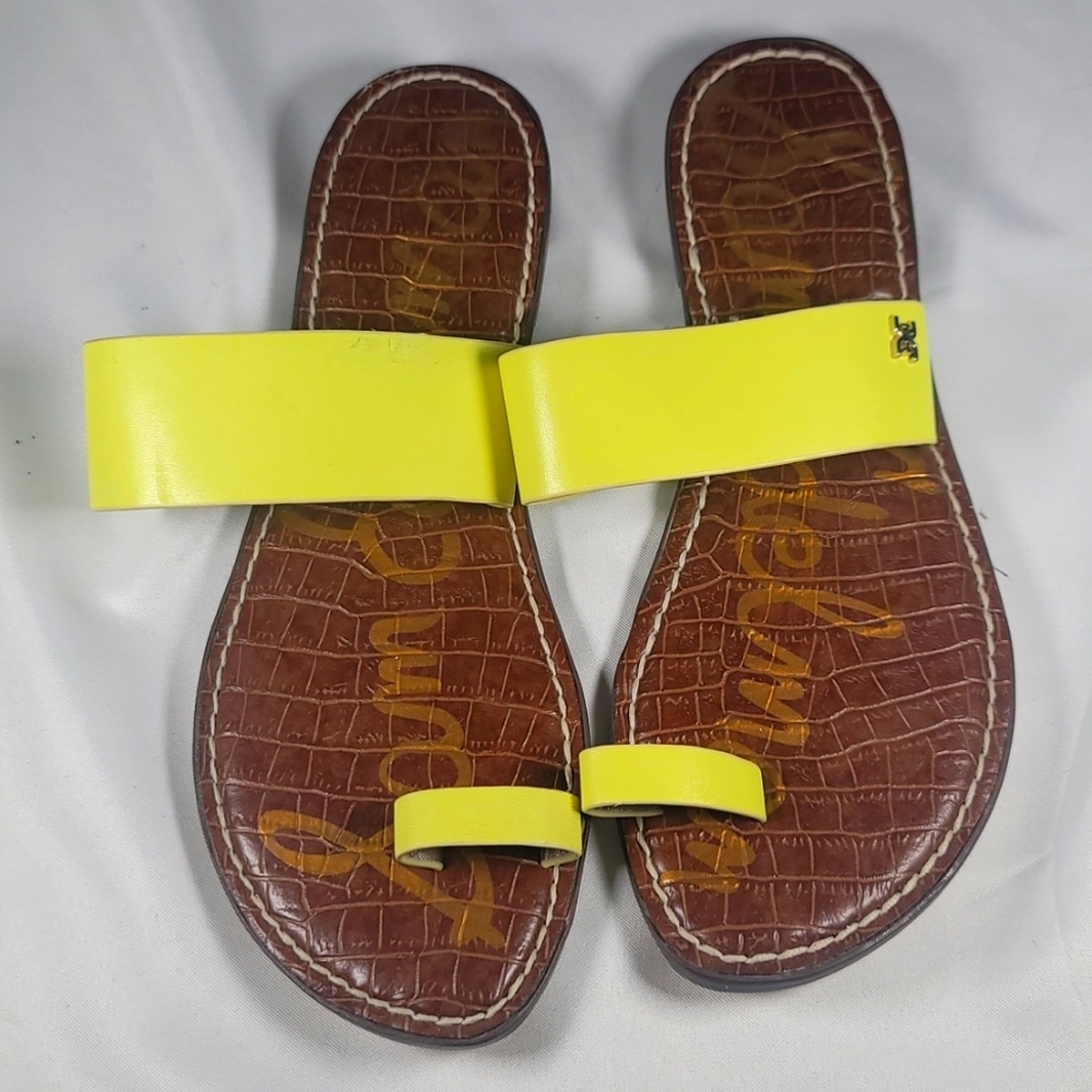 NWOT SAM EDELMAN GORGENE FLAT SANDAL